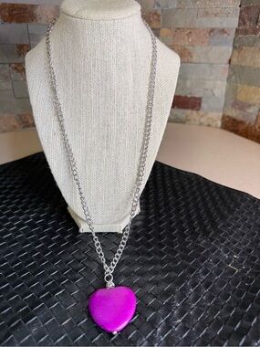 Homemade Silver toned Chain Necklace with Purple Heart Pendant